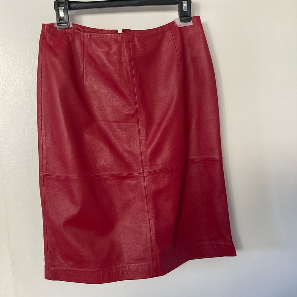 Leather Skirt, red, size 6, fully lined, back zipper.